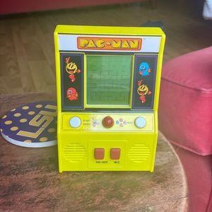 Little PAC-MAN arcade game